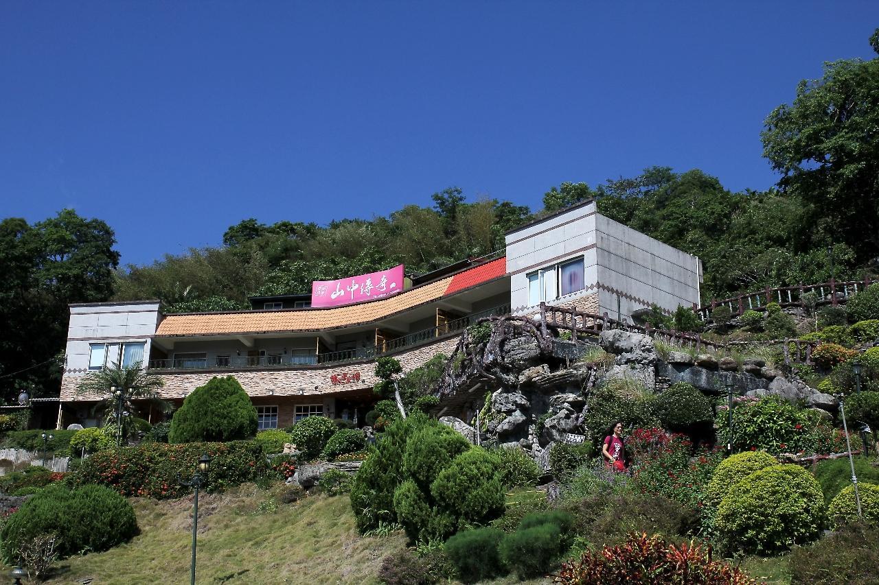 לינה וארוחת בוקר Shuiyuan Mountain House מראה חיצוני תמונה